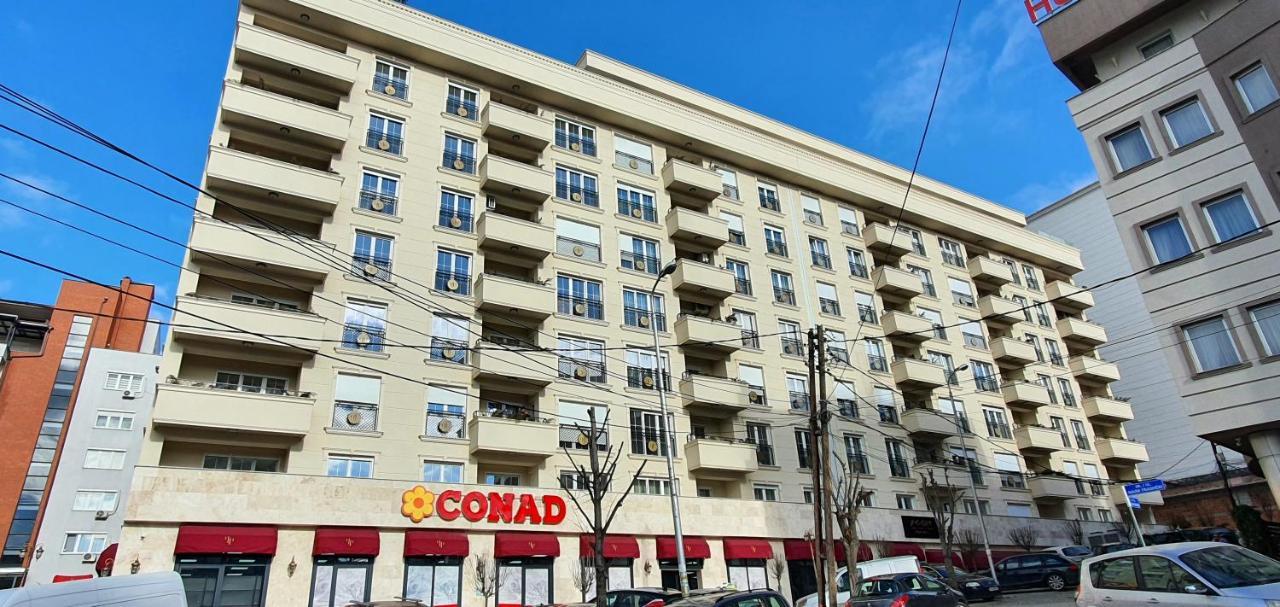 Floral Inn Pristina Exterior photo